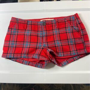 Hollister womens Red Plaid Shorts Low Rise Wool Blend Size 3/25